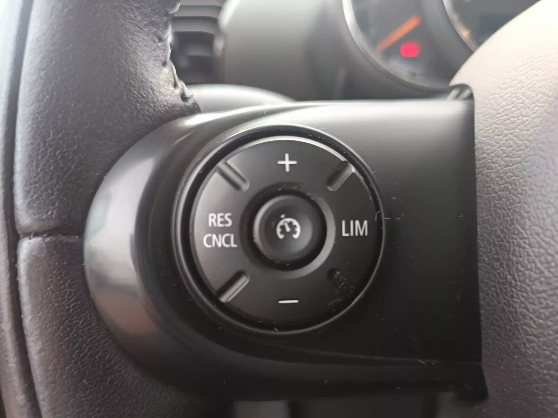 MINI Clubman One D 19