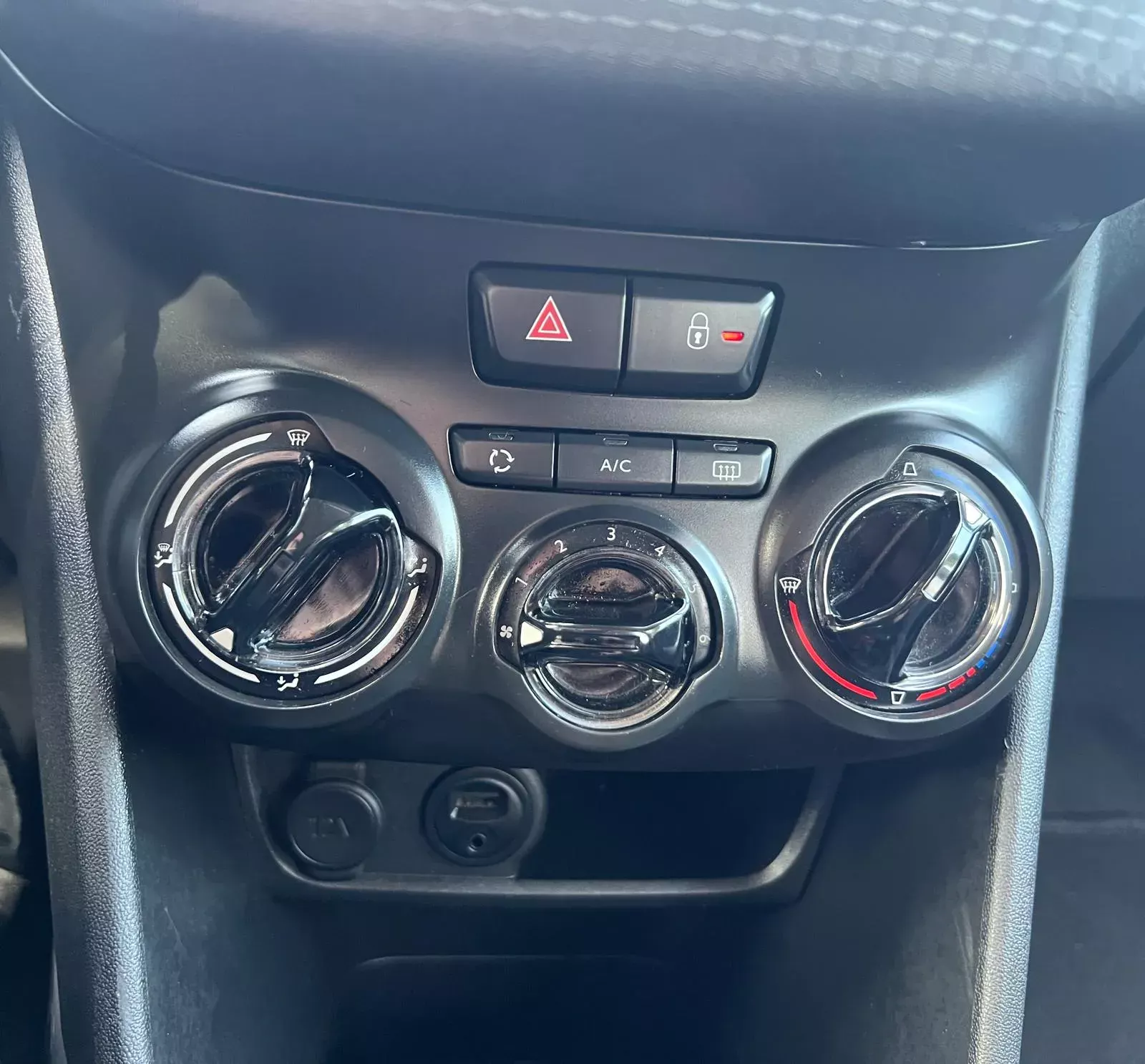 Peugeot 2008 1.2 PureTech Style 15