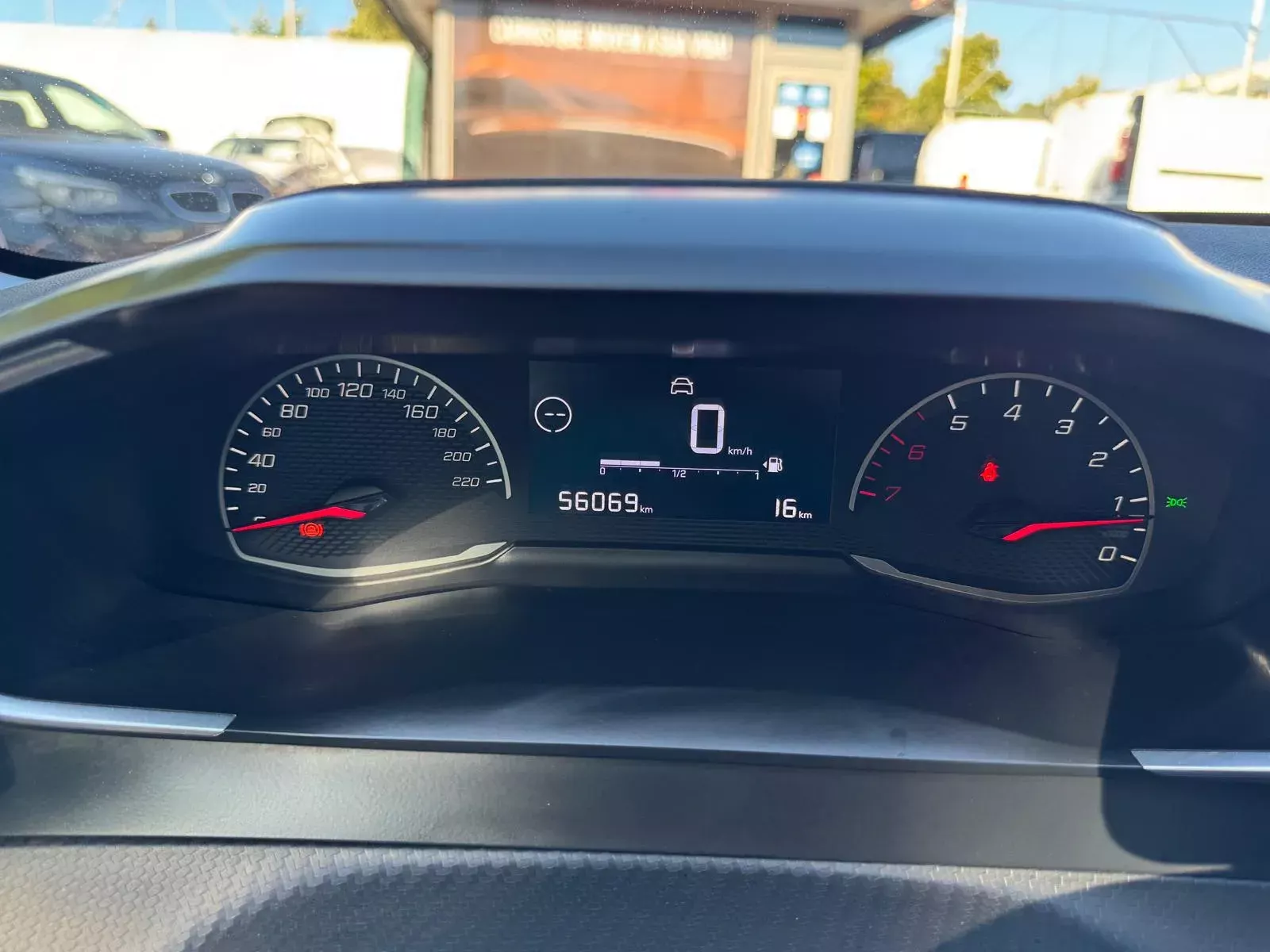 Peugeot 208 1.2 PureTech Active 15