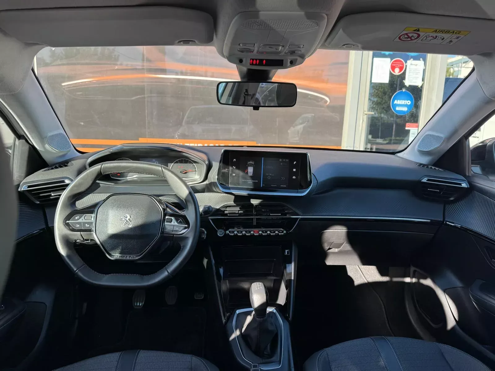 Peugeot 208 1.2 PureTech Active 25