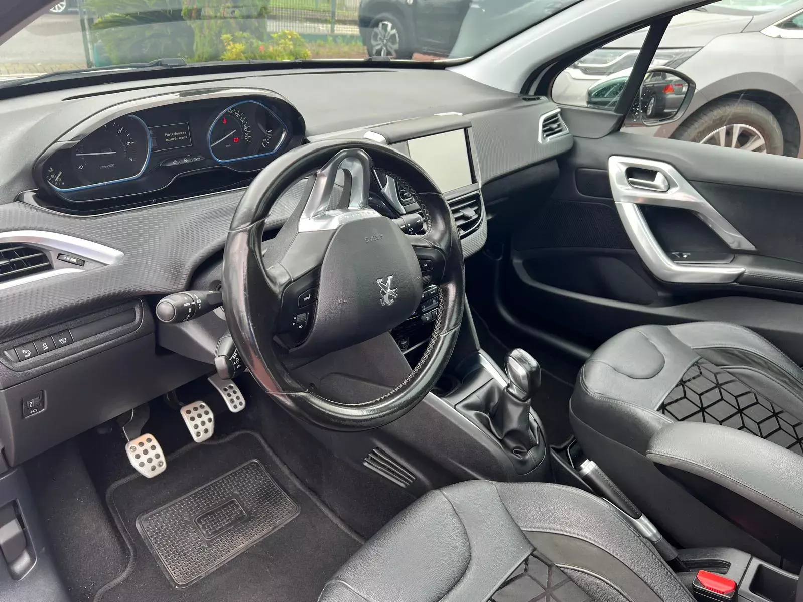 Peugeot 208 1.2 PureTech Allure 10