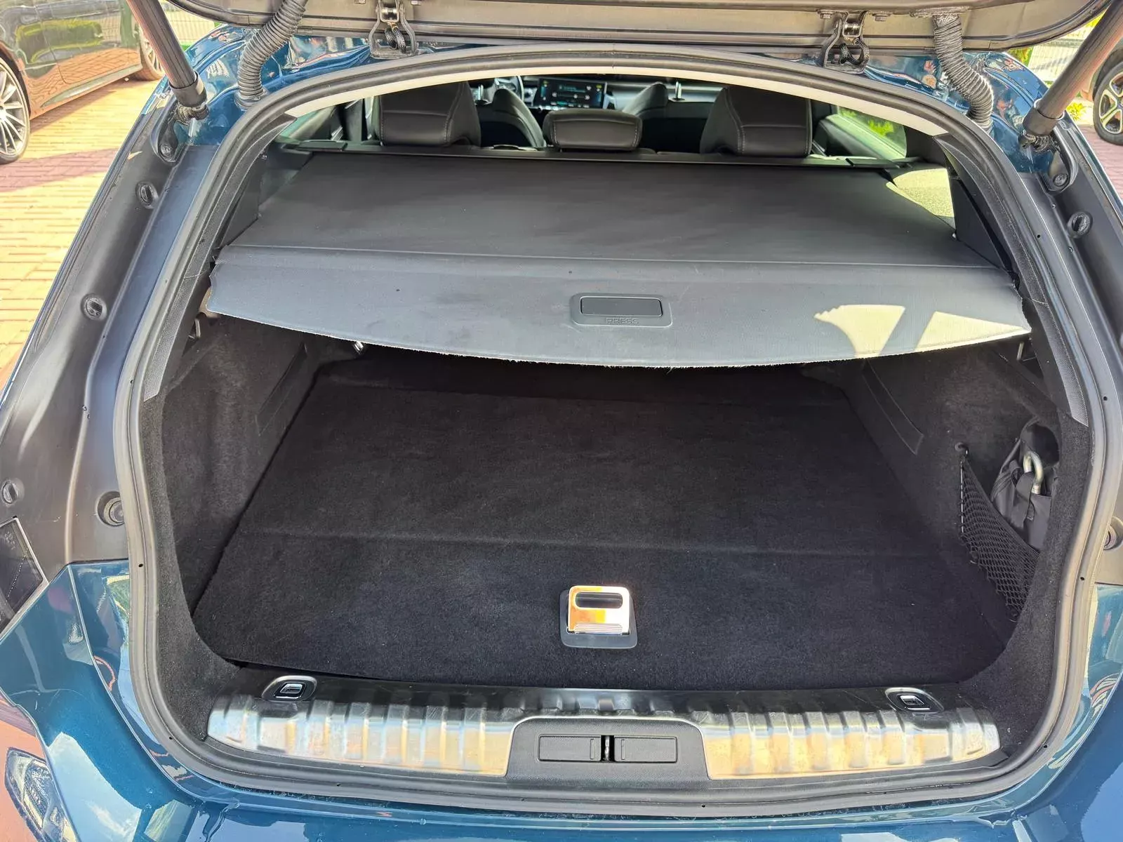 Peugeot 508 SW 1.6 Hybrid Allure e-EAT8 13