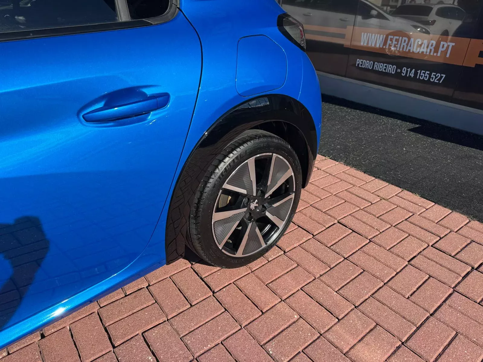 Peugeot e-208 50 kWh GT Pack 8