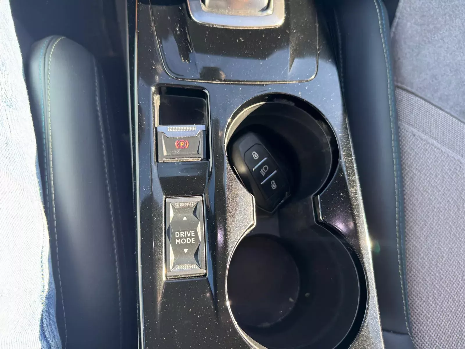 Peugeot e-208 50 kWh GT Pack 24