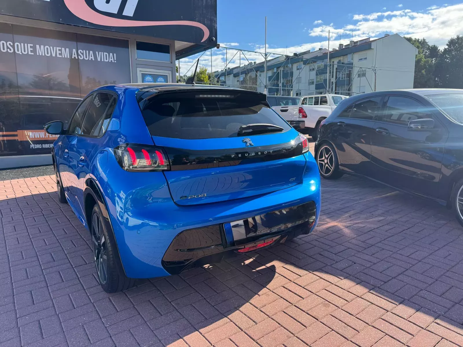 Peugeot e-208 50 kWh GT Pack 29