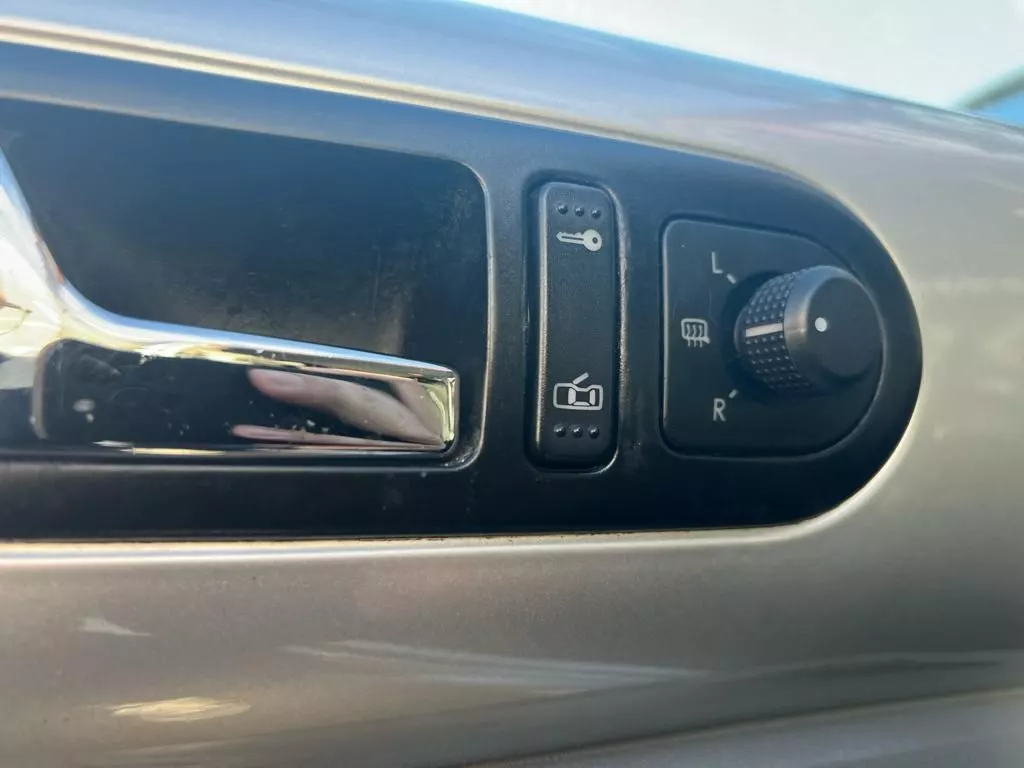 Volkswagen New Beetle 1.9 TDi Highline 7