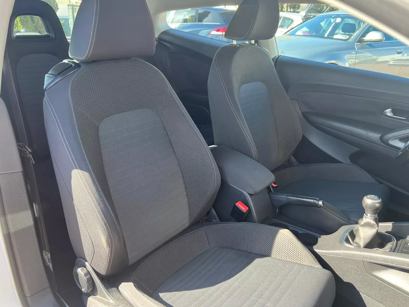 Volkswagen Scirocco 2.0 TDI 22