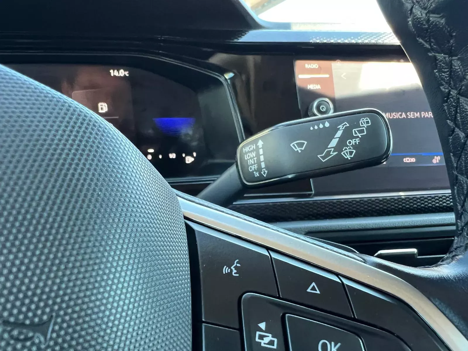 Volkswagen Taigo 1.0 TSI Style DSG 25