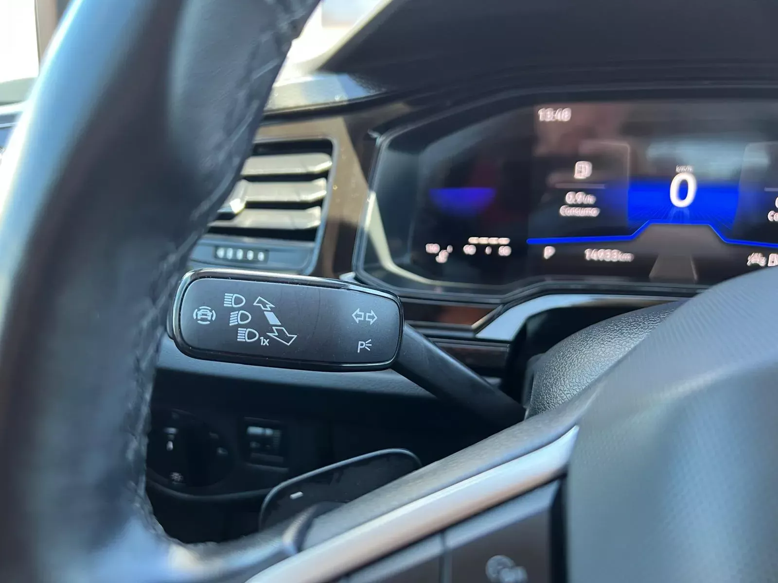 Volkswagen Taigo 1.0 TSI Style DSG 26