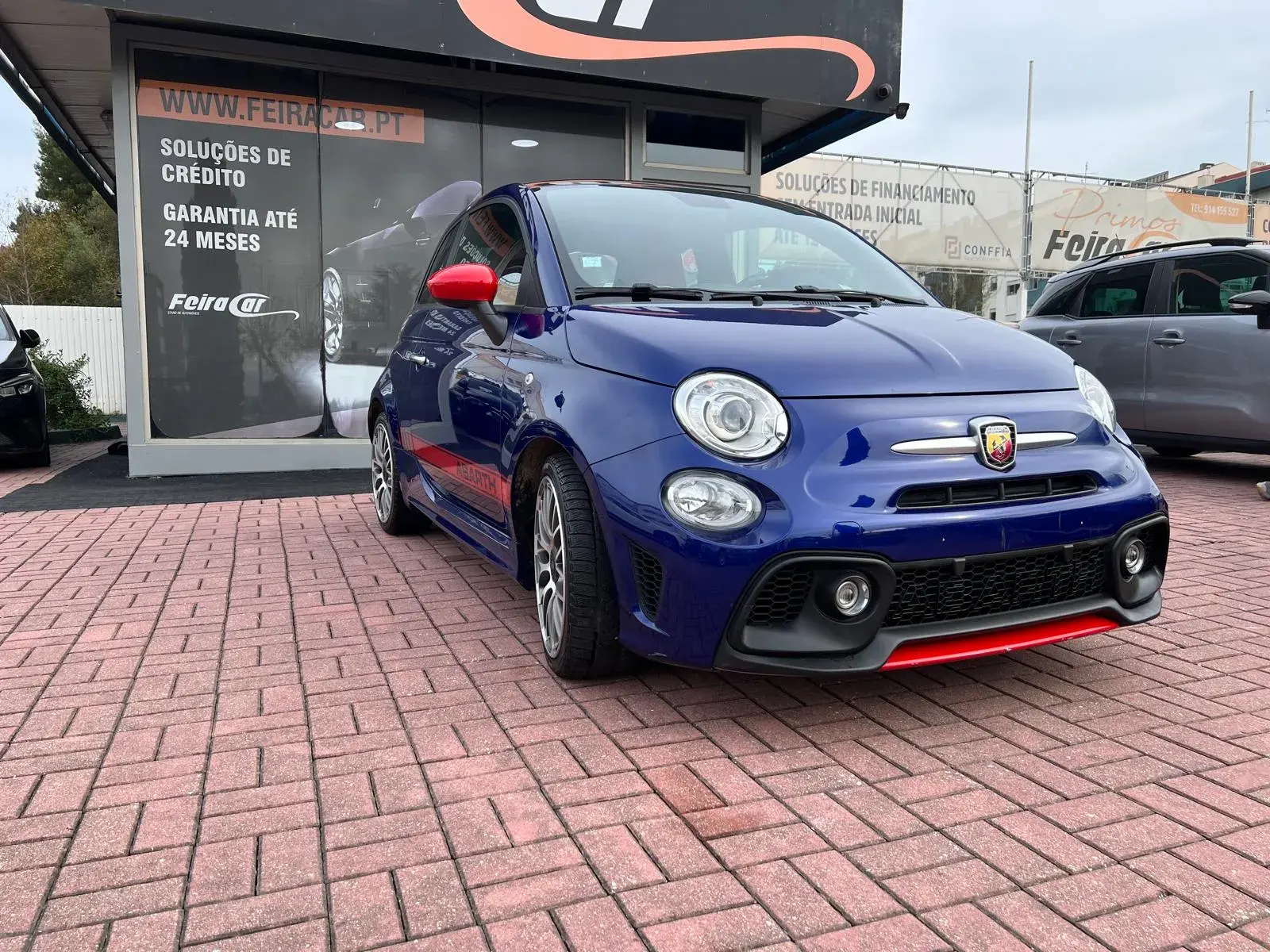 Abarth 500e C Outro 2