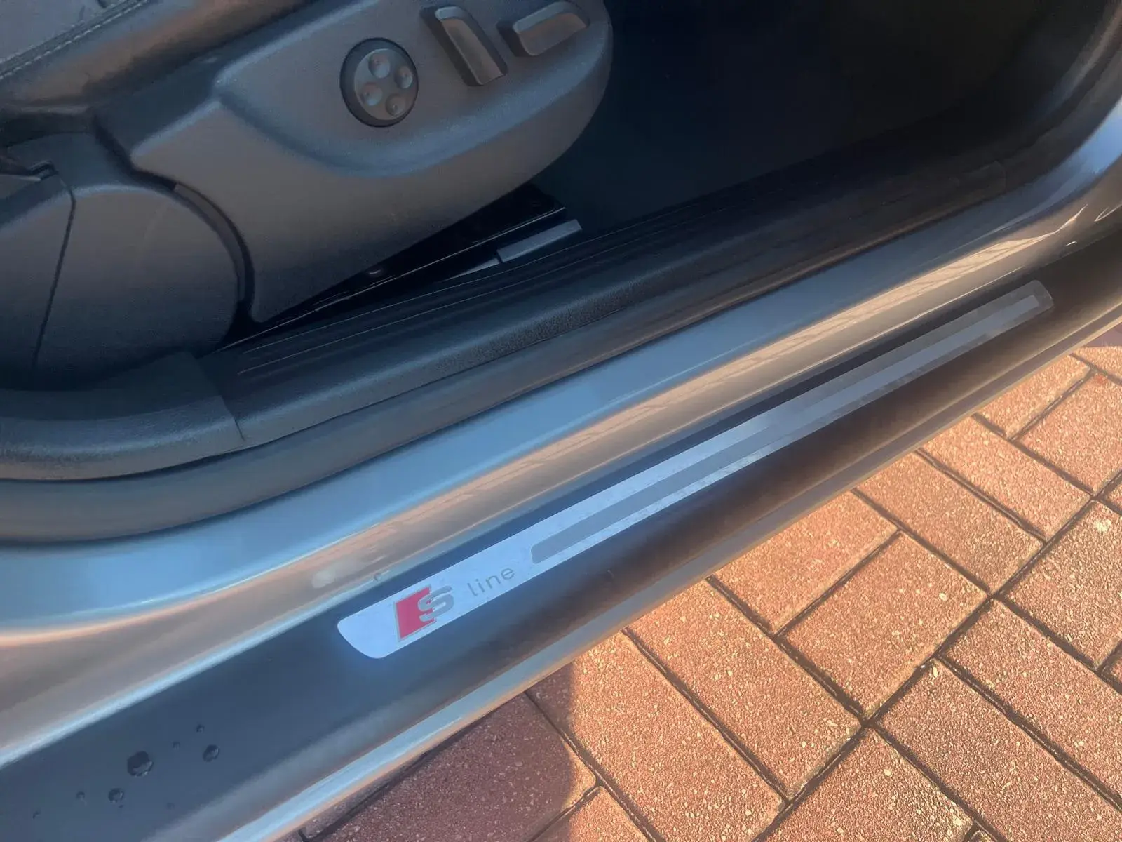 Audi A6 2.0 TDI S-line 30