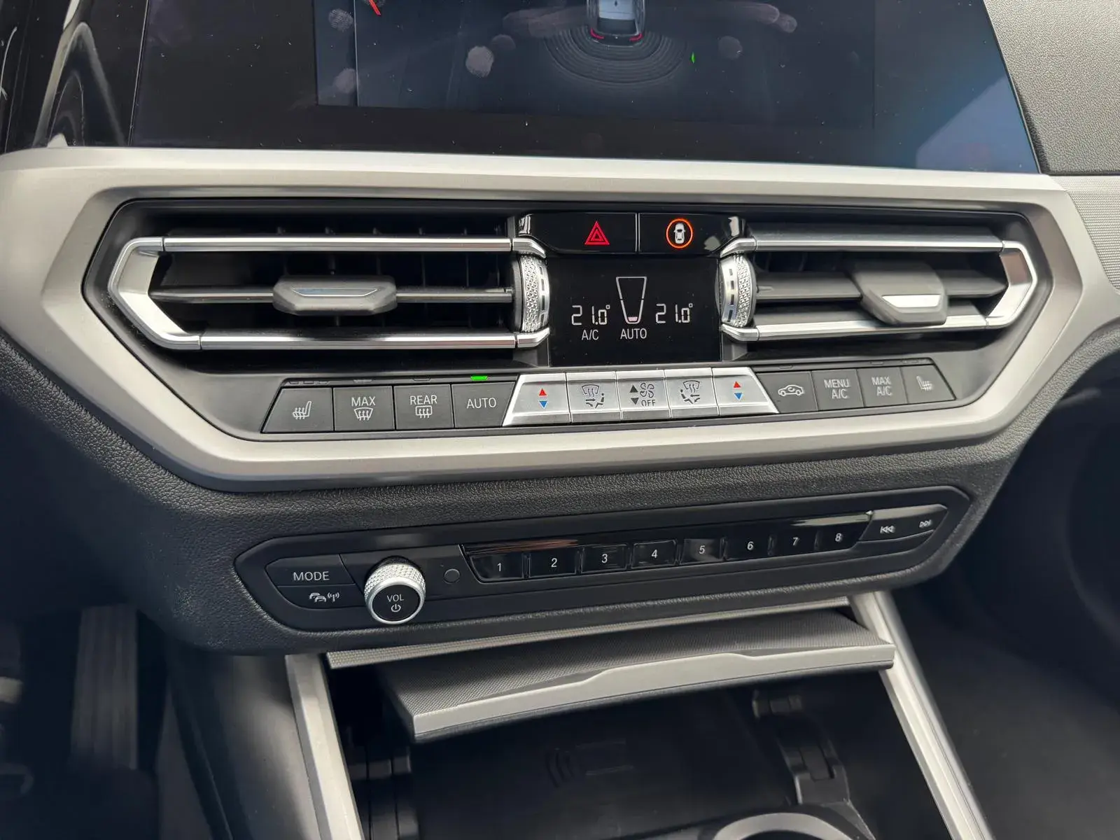 BMW 320 d Touring Auto 23