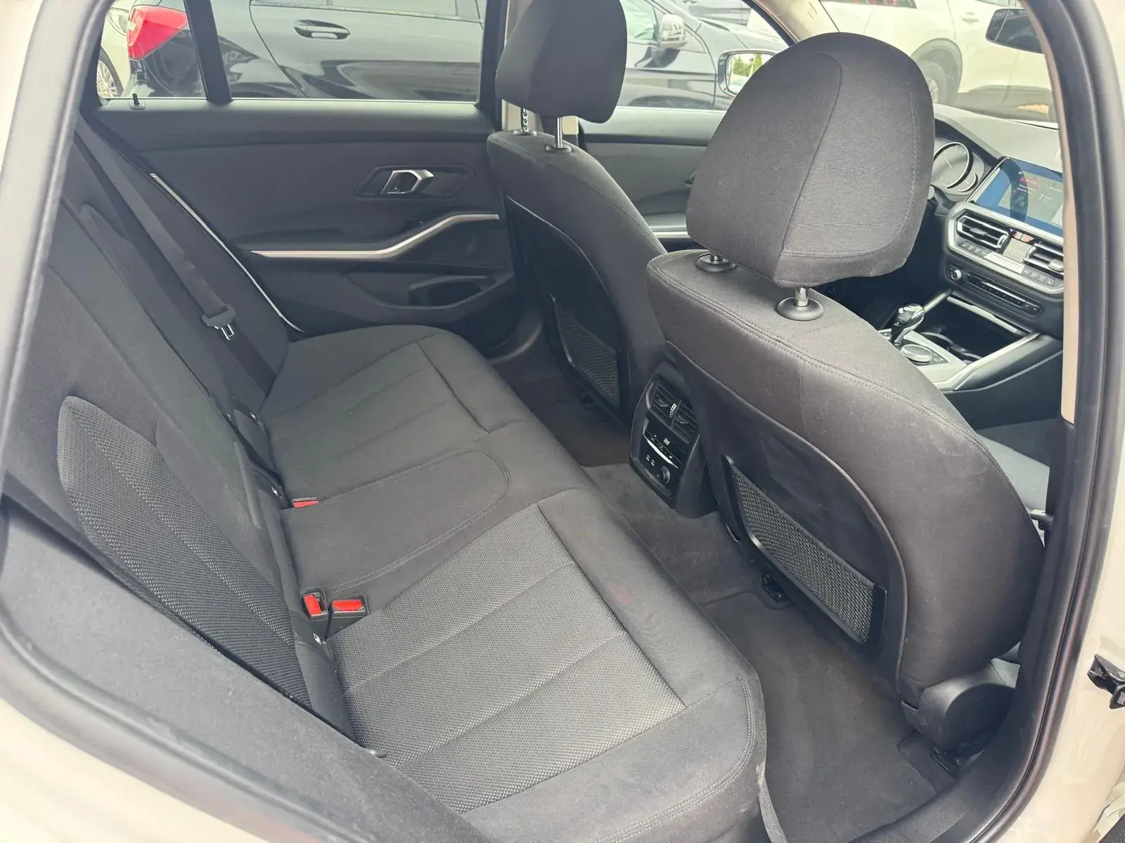 BMW 320 d Touring Auto 26