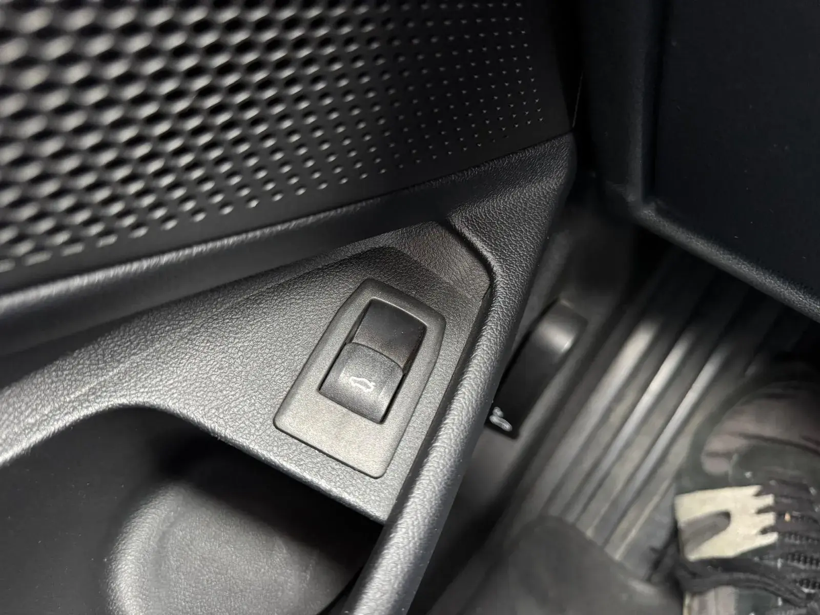 BMW 320 d Touring Auto 29