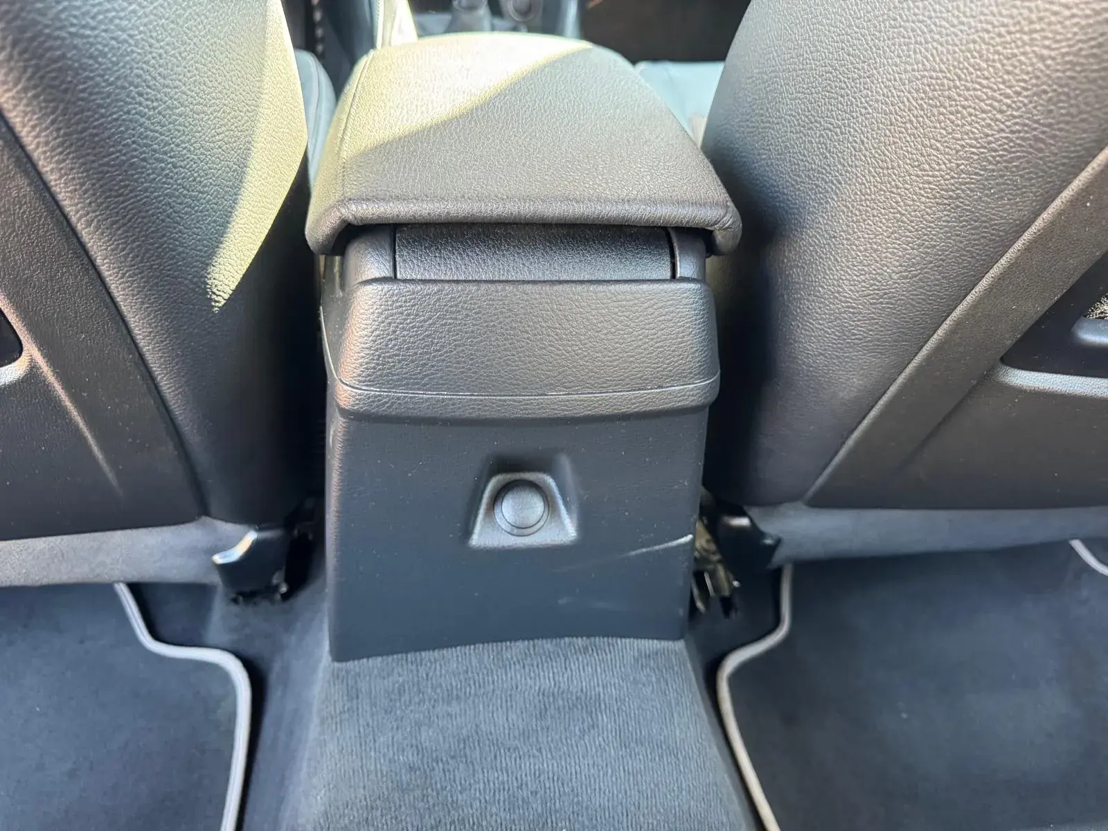 BMW X1 16 d sDrive xLine 37