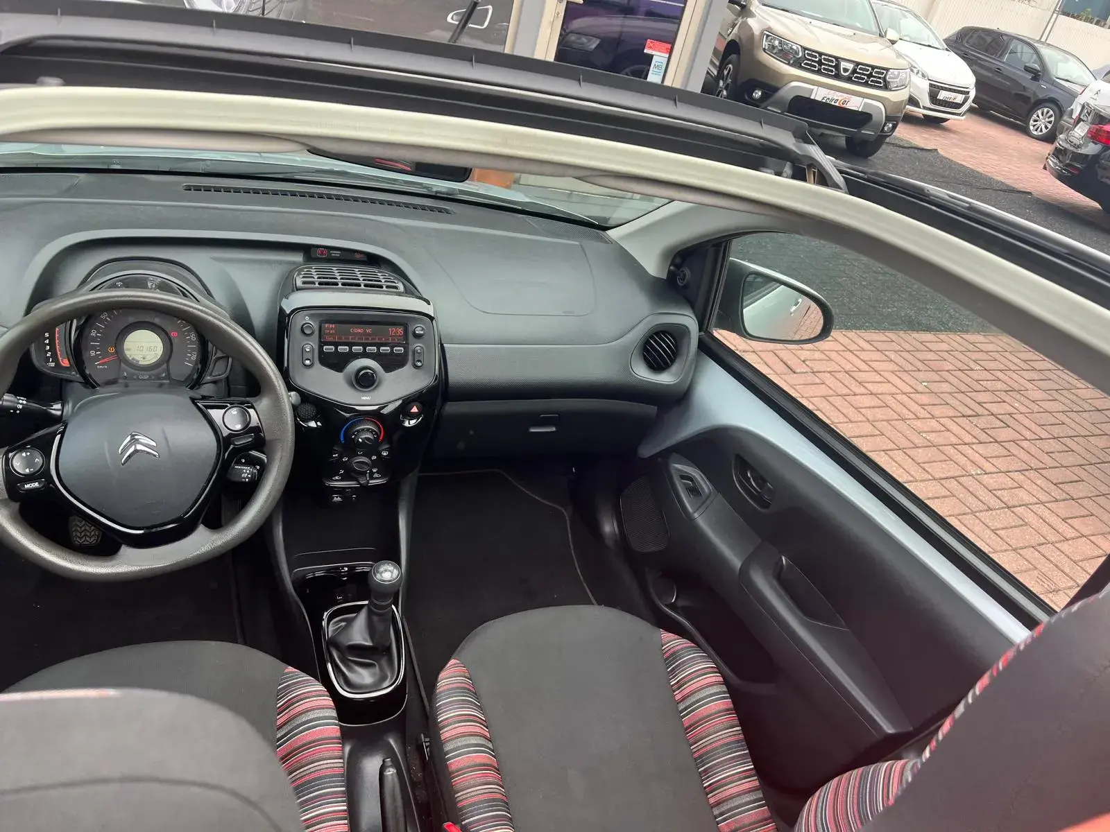 Citroën C1 1.2 VTi Feel 12