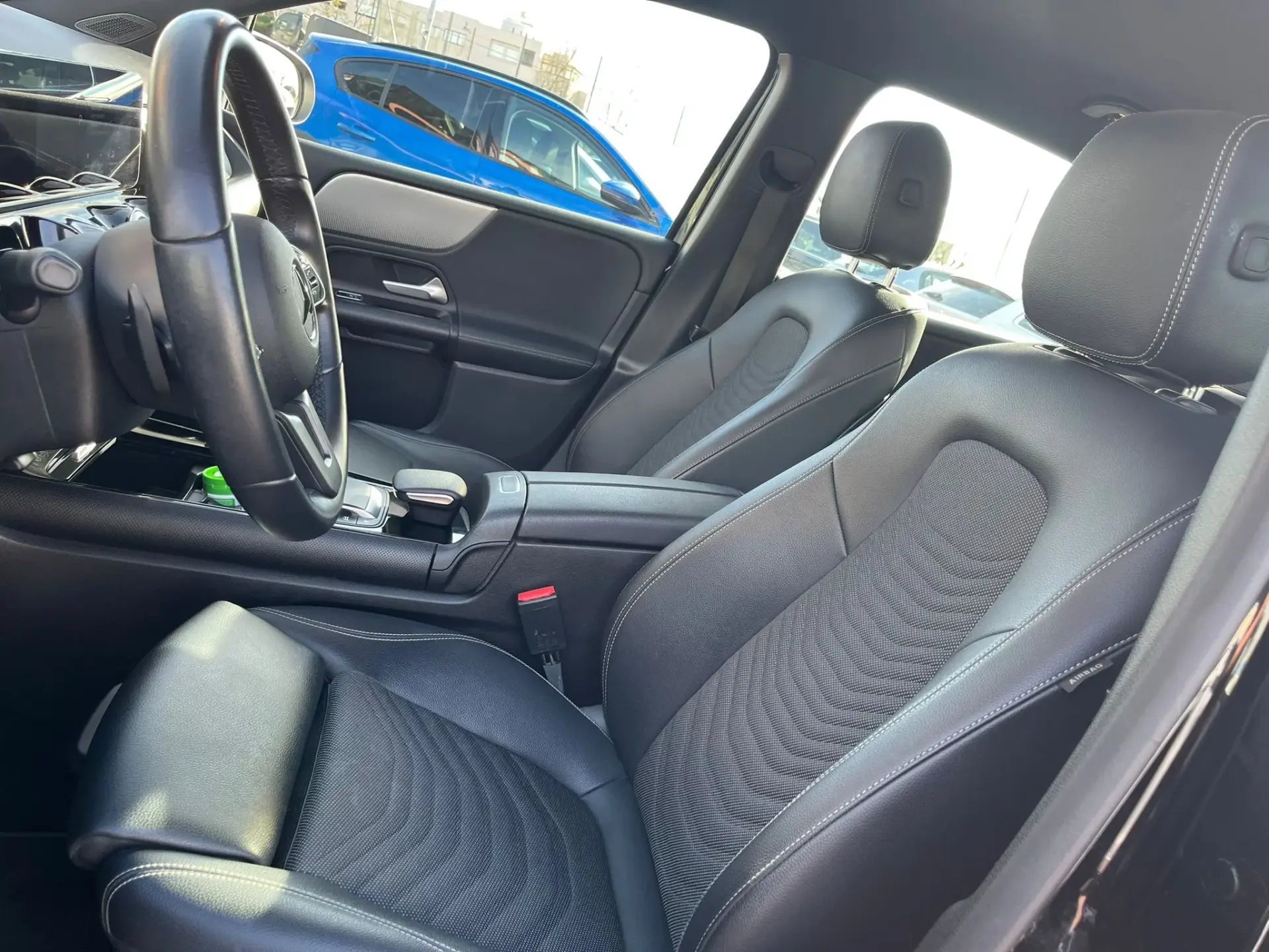 Mercedes-Benz B 180 d 8G-DCT Style 27