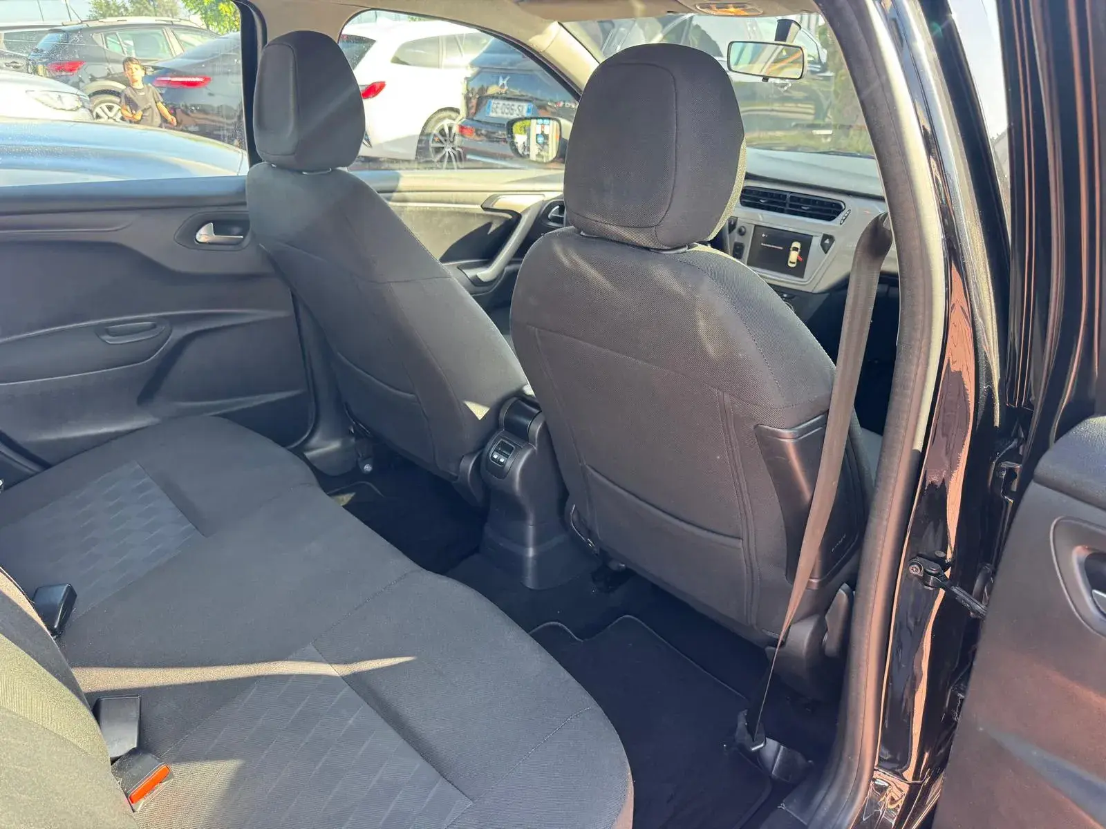 Citroën C-Elysée 1.6 BlueHDi Shine 7