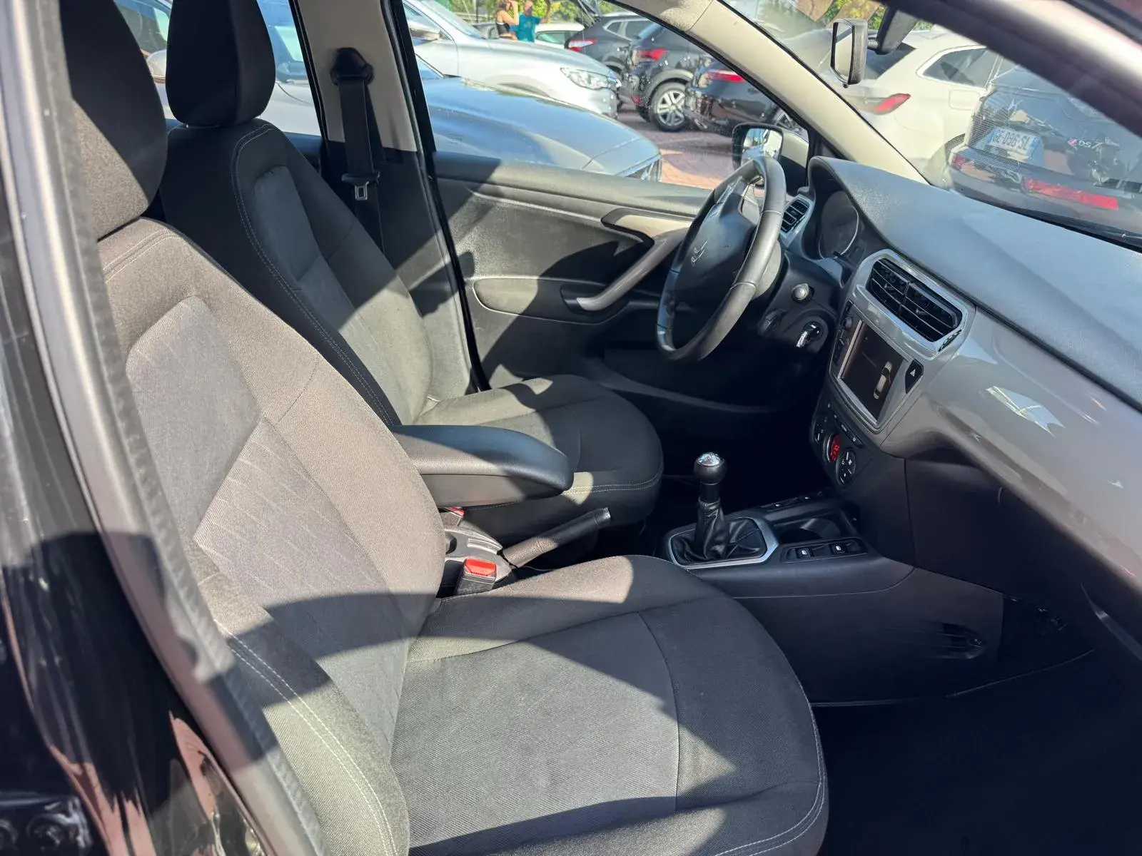 Citroën C-Elysée 1.6 BlueHDi Shine 9