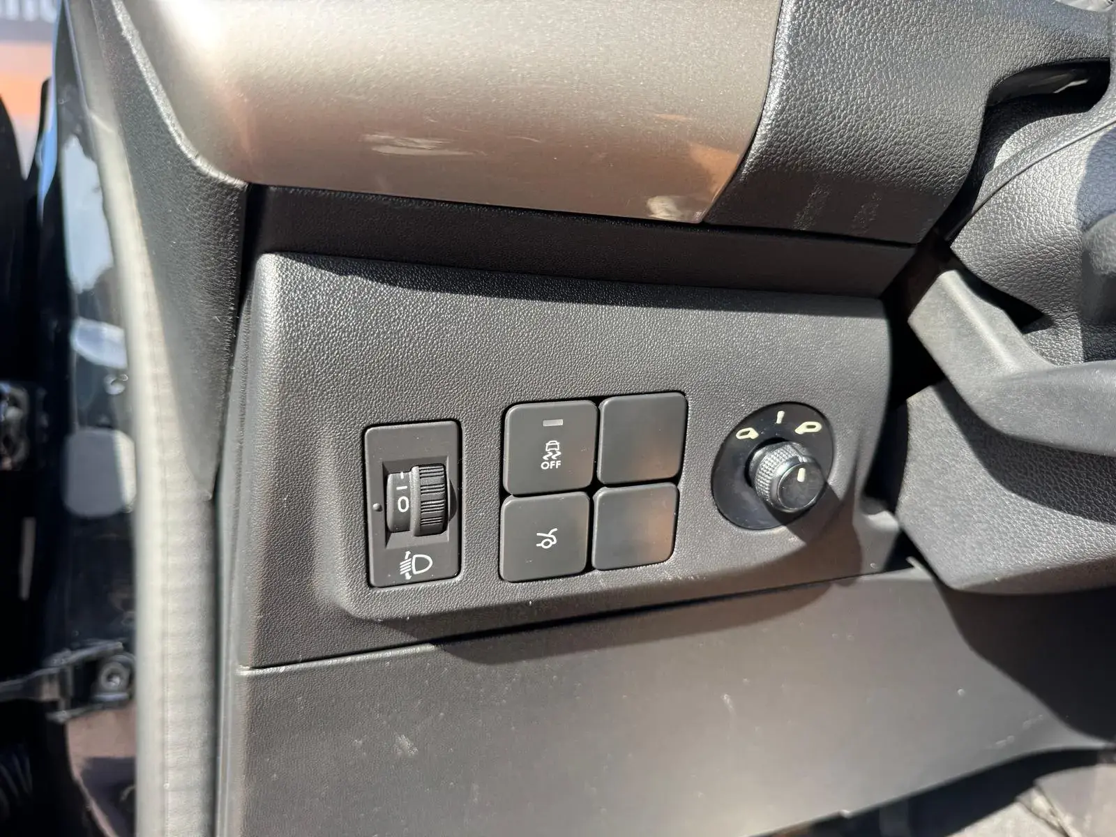 Citroën C-Elysée 1.6 BlueHDi Shine 23