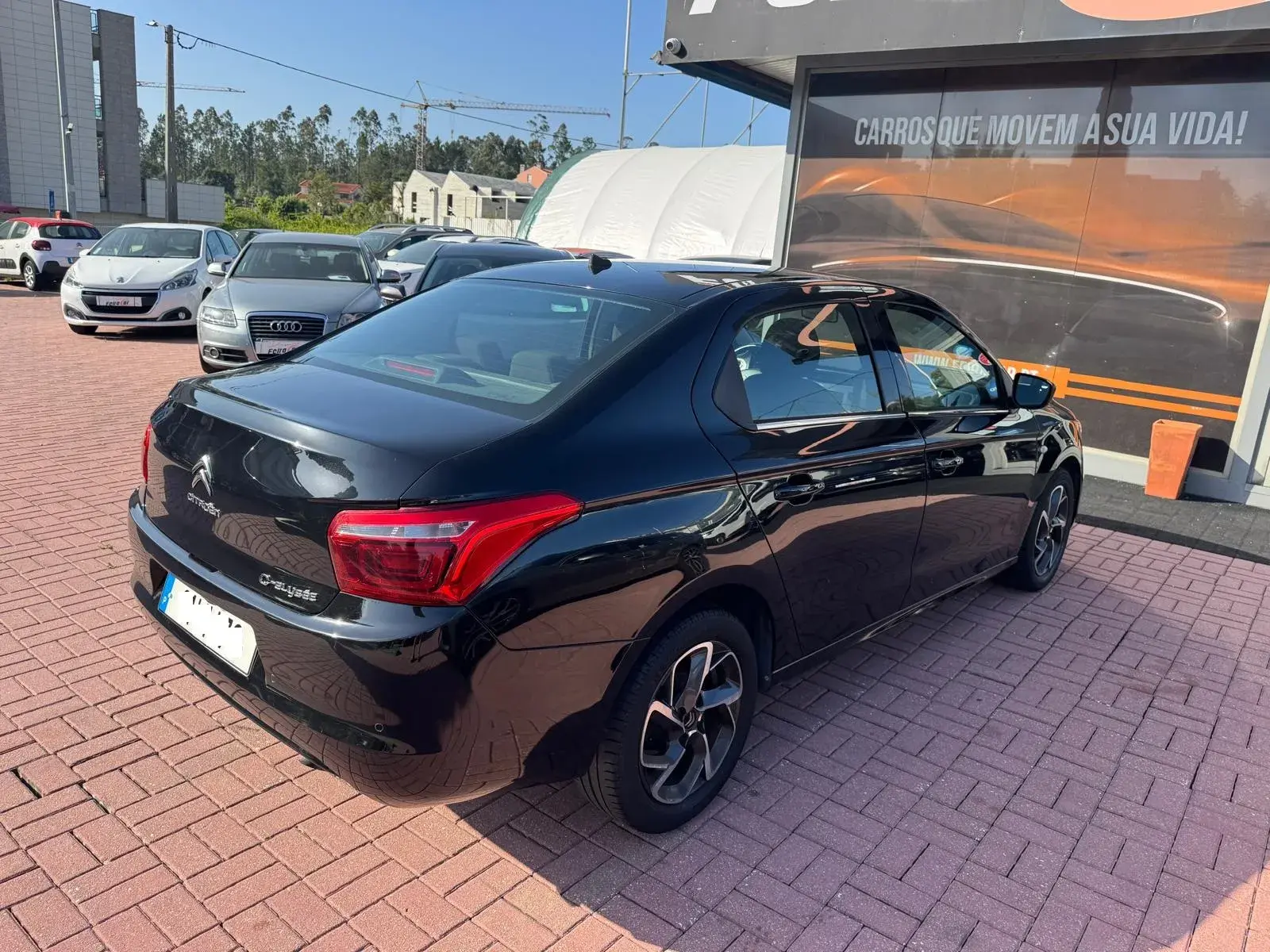 Citroën C-Elysée 1.6 BlueHDi Shine 26