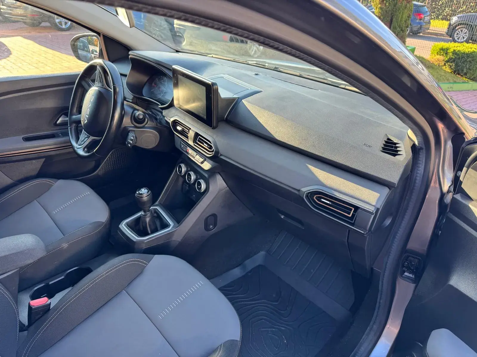 Dacia Jogger 1.0 ECO-G Expression 7L Bi-Fuel 9