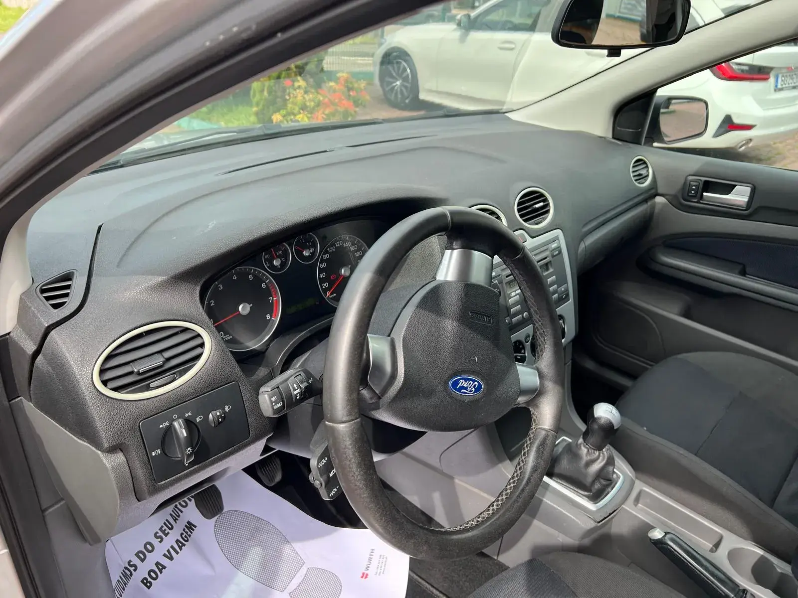 Ford Focus 1.4 16V Trend 6