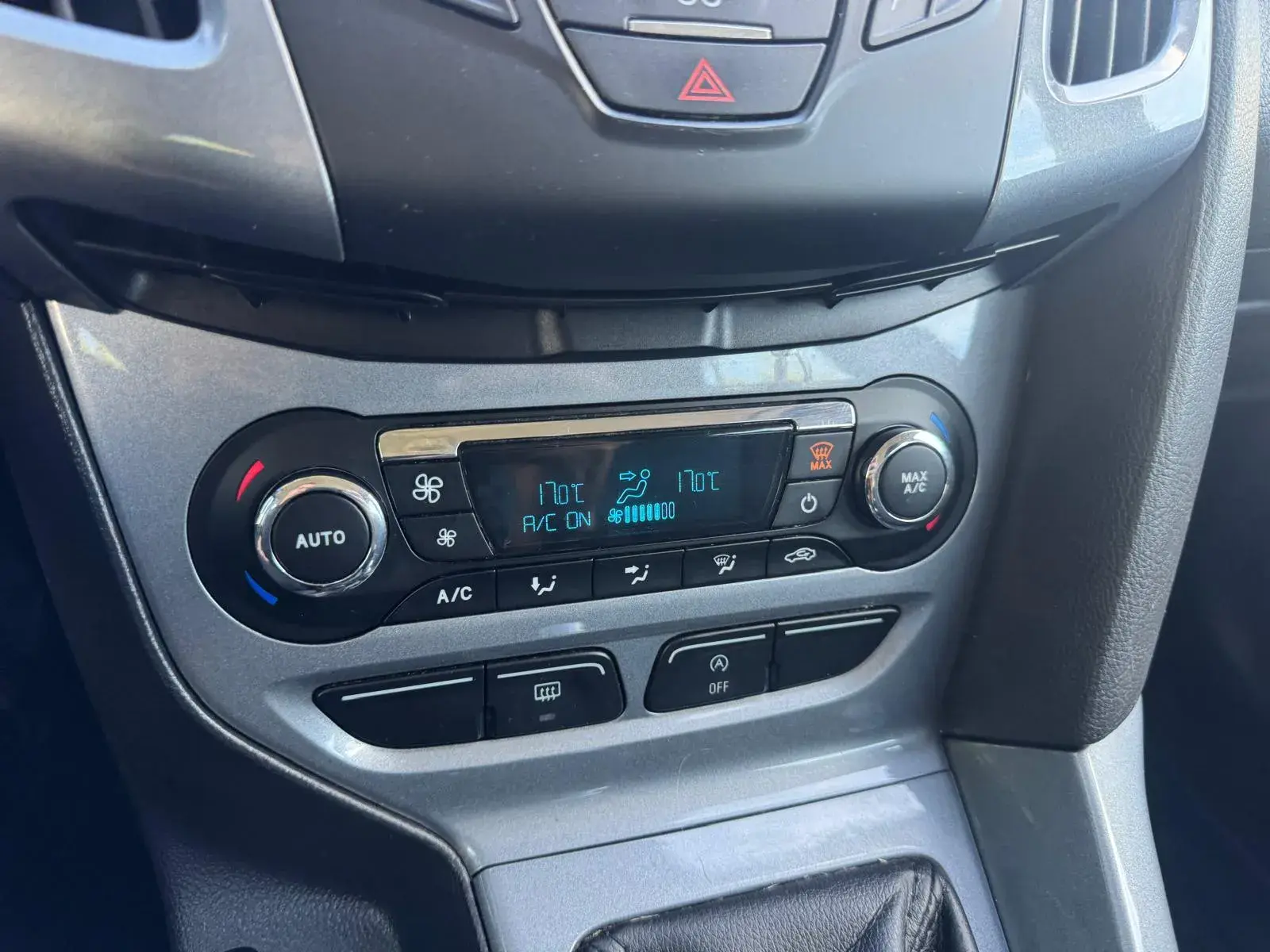 Ford Focus SW 1.6 TDCi Trend 16