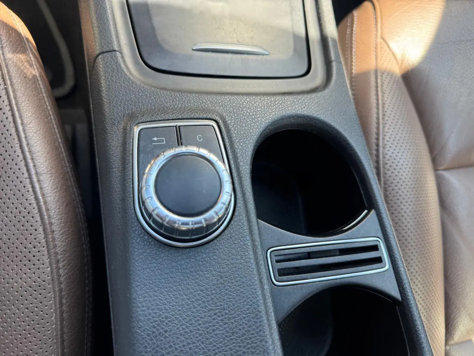 Mercedes-Benz A 220 CDi BlueEfficiency Aut. 29