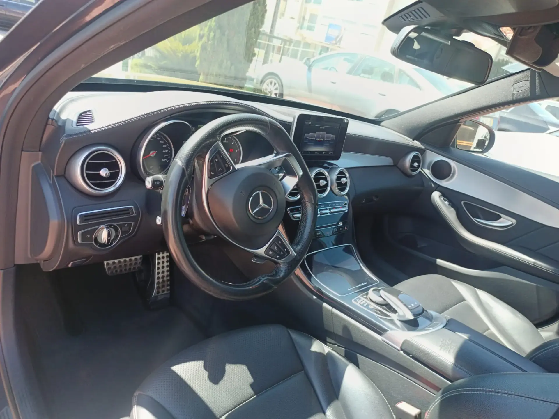 Mercedes-Benz C 300 BlueTEC Hybrid AMG Line 15