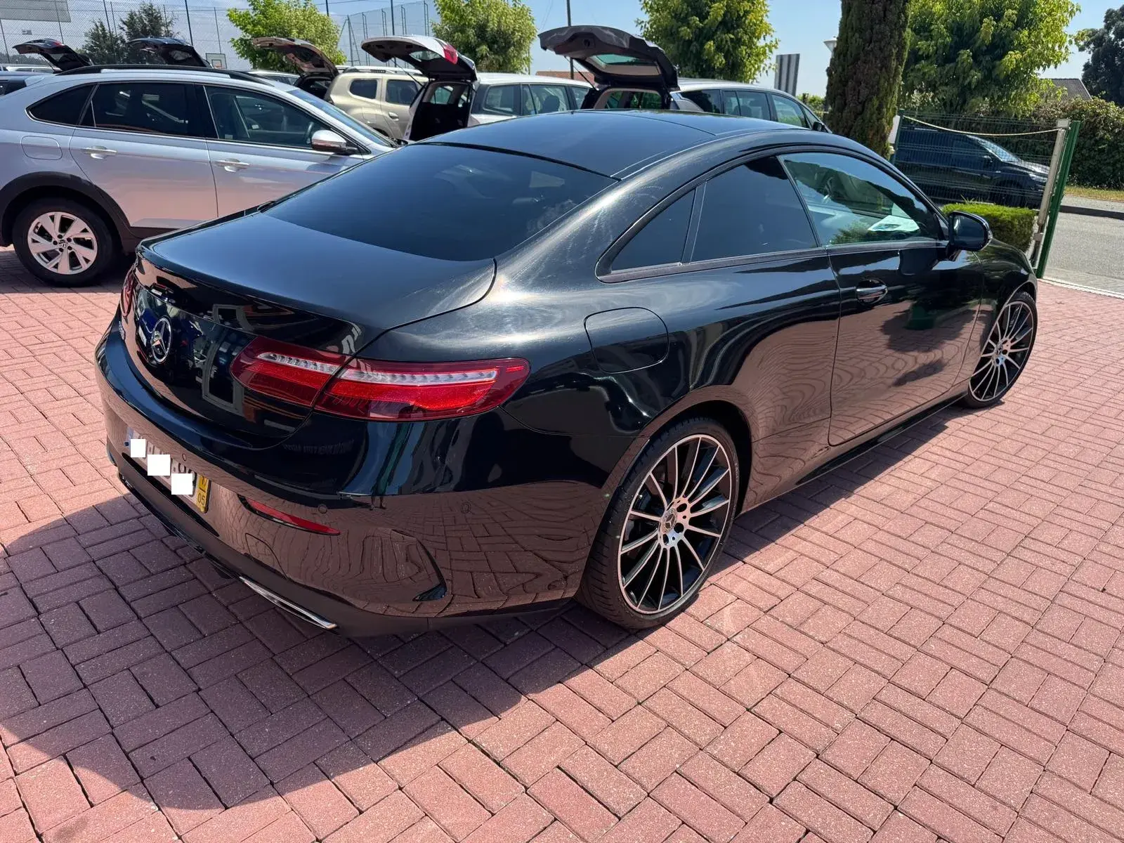 Mercedes-Benz E 300 AMG Line 7