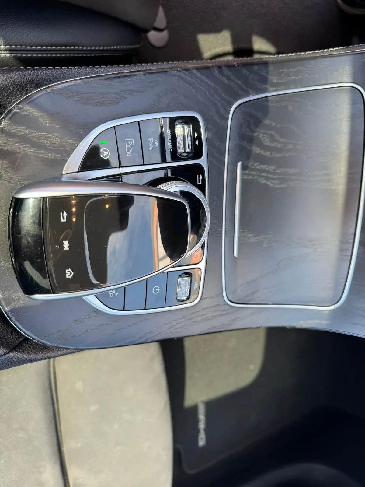 Mercedes-Benz E 300 AMG Line 37