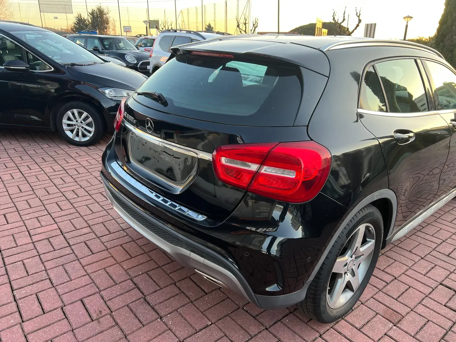 Mercedes-Benz GLA 180 CDi AMG Line 8