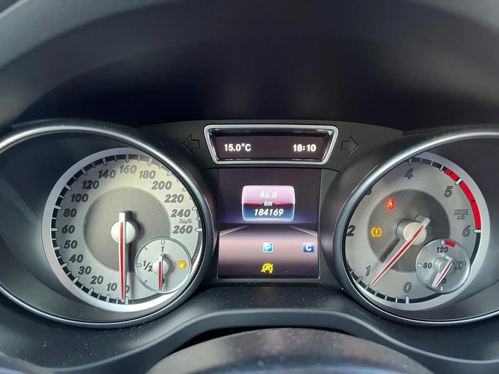 Mercedes-Benz GLA 180 CDi AMG Line 17