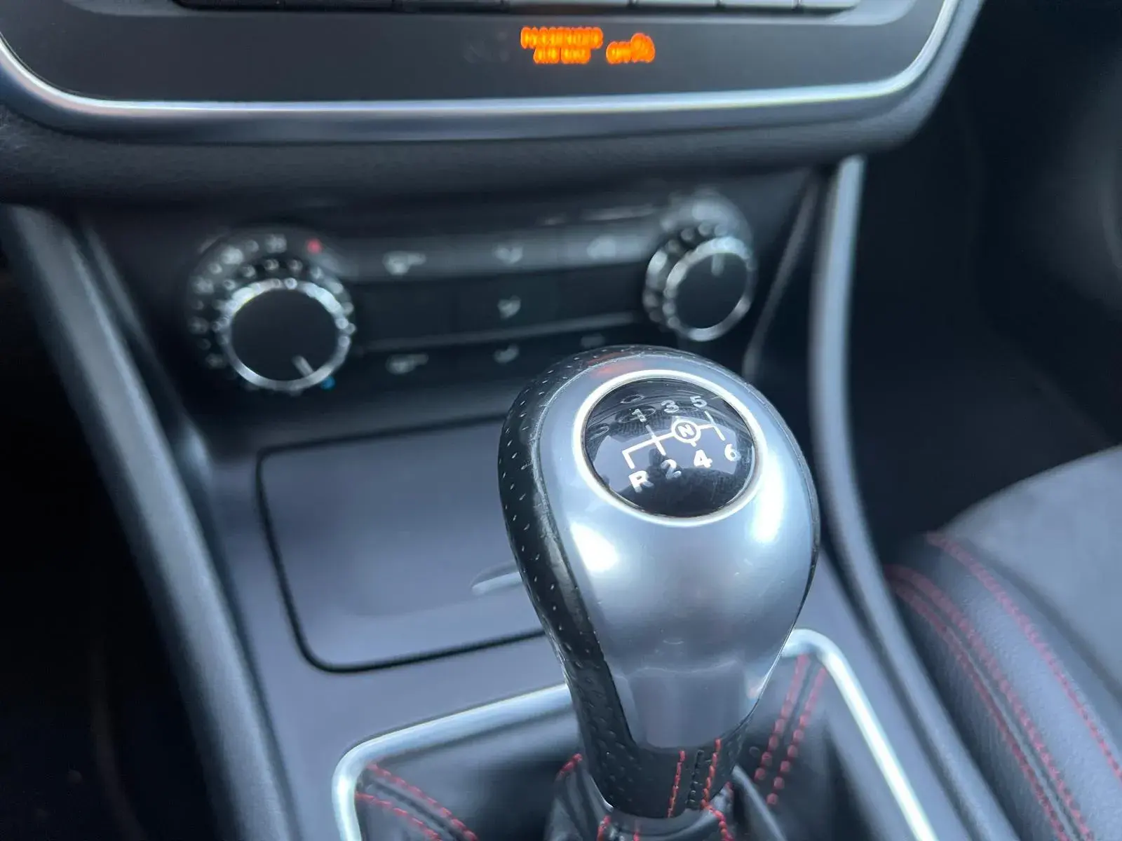 Mercedes-Benz GLA 180 CDi AMG Line 23