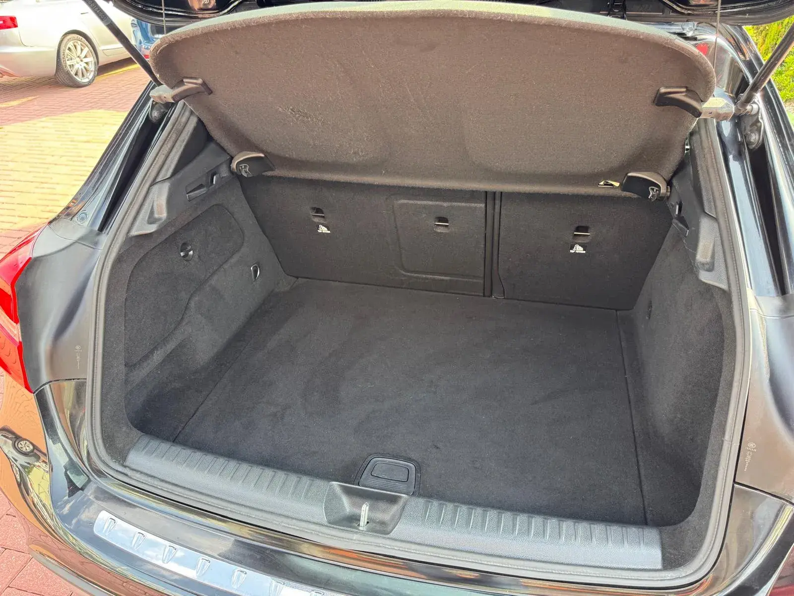 Mercedes-Benz GLA 180 CDi AMG Line 37