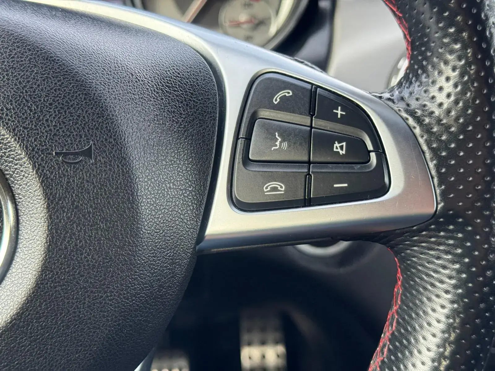 Mercedes-Benz GLA 180 CDi AMG Line 43