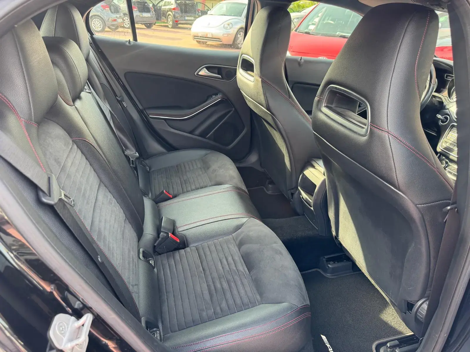 Mercedes-Benz GLA 180 CDi AMG Line 52