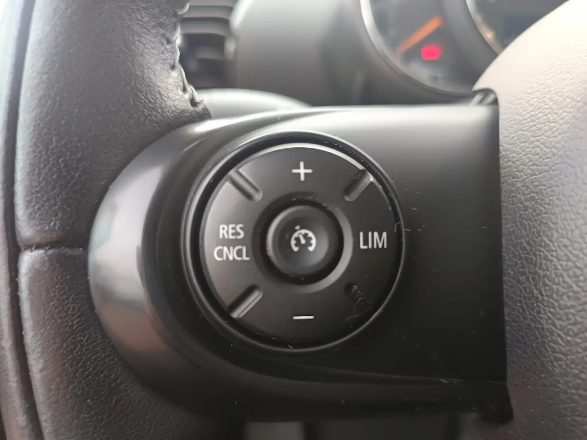 MINI Clubman One D 19