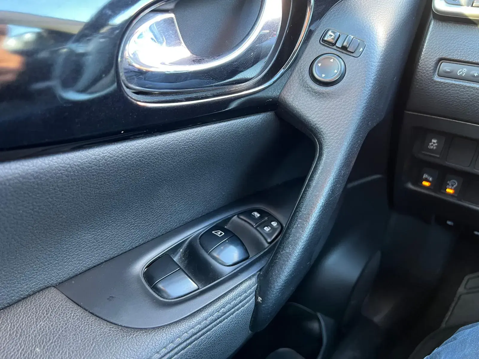 Nissan Qashqai 1.5 dCi Tekna Pele 23