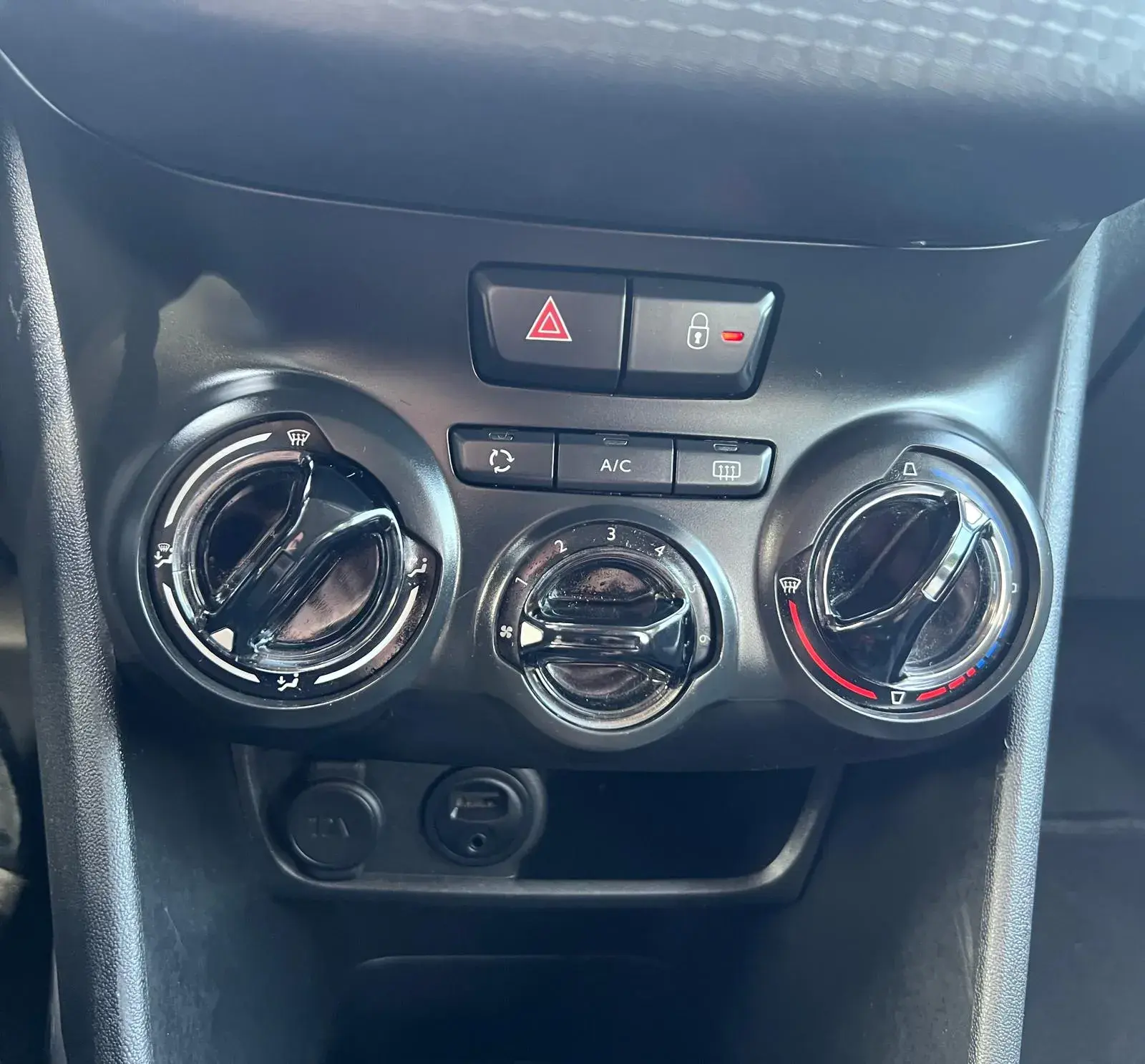 Peugeot 2008 1.2 PureTech Style 15