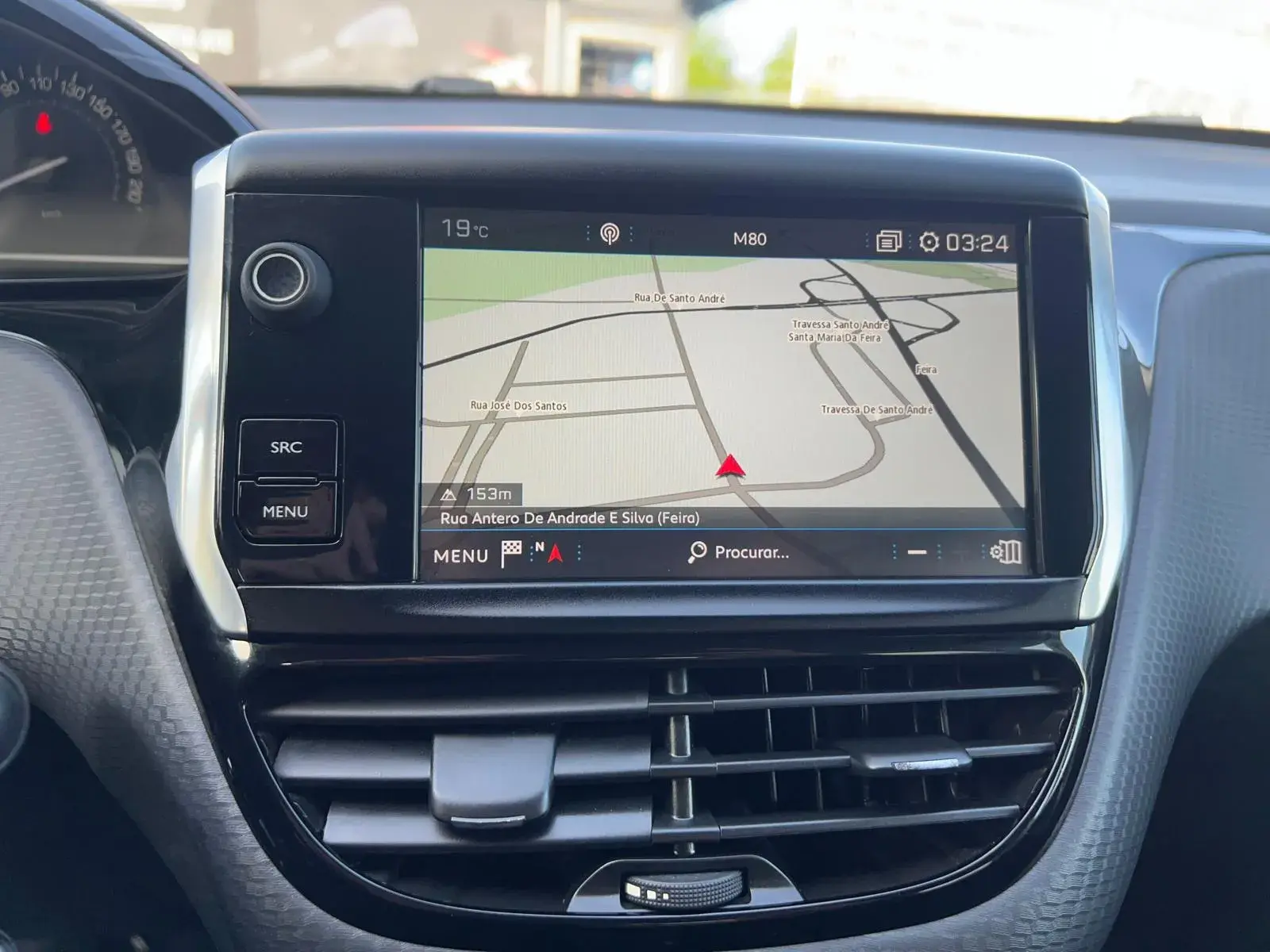 Peugeot 2008 1.2 PureTech Style 17