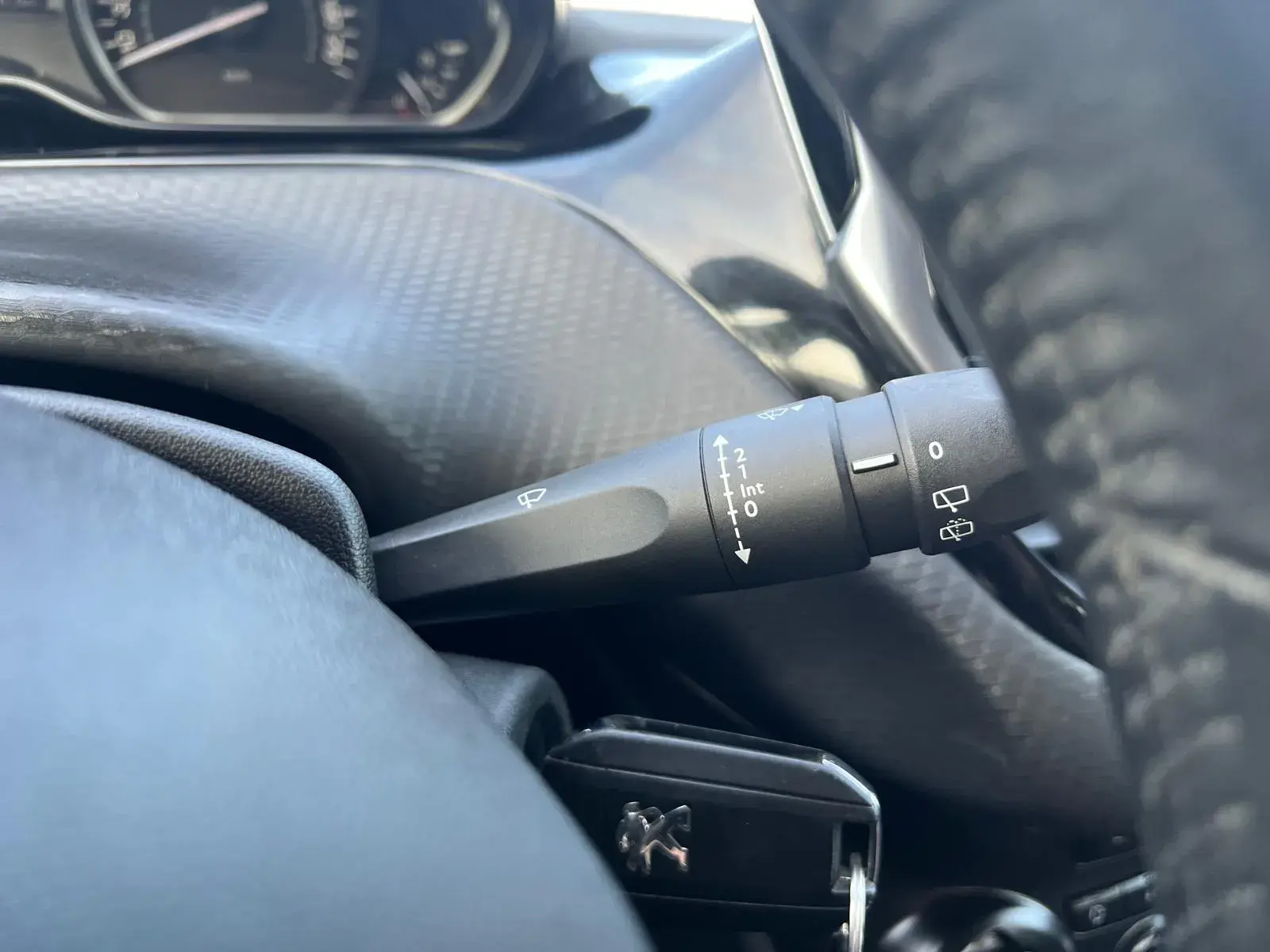 Peugeot 2008 1.2 PureTech Style 19