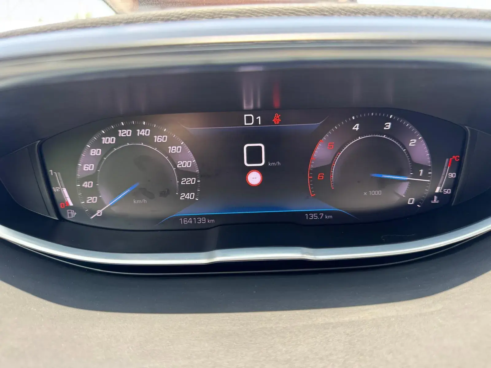 Peugeot 3008 1.5 BlueHDi Active Pack EAT8 20