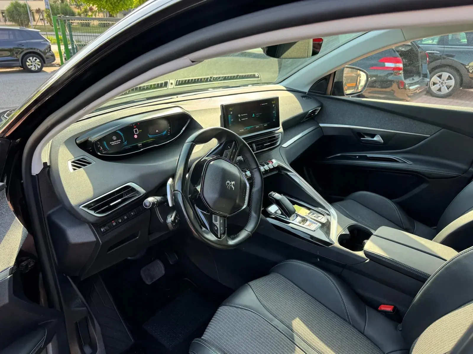 Peugeot 3008 1.6 Hybrid Allure Pack e-EAT8 15