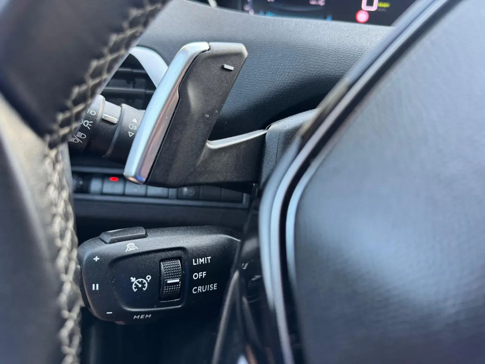 Peugeot 3008 1.6 Hybrid Allure Pack e-EAT8 23