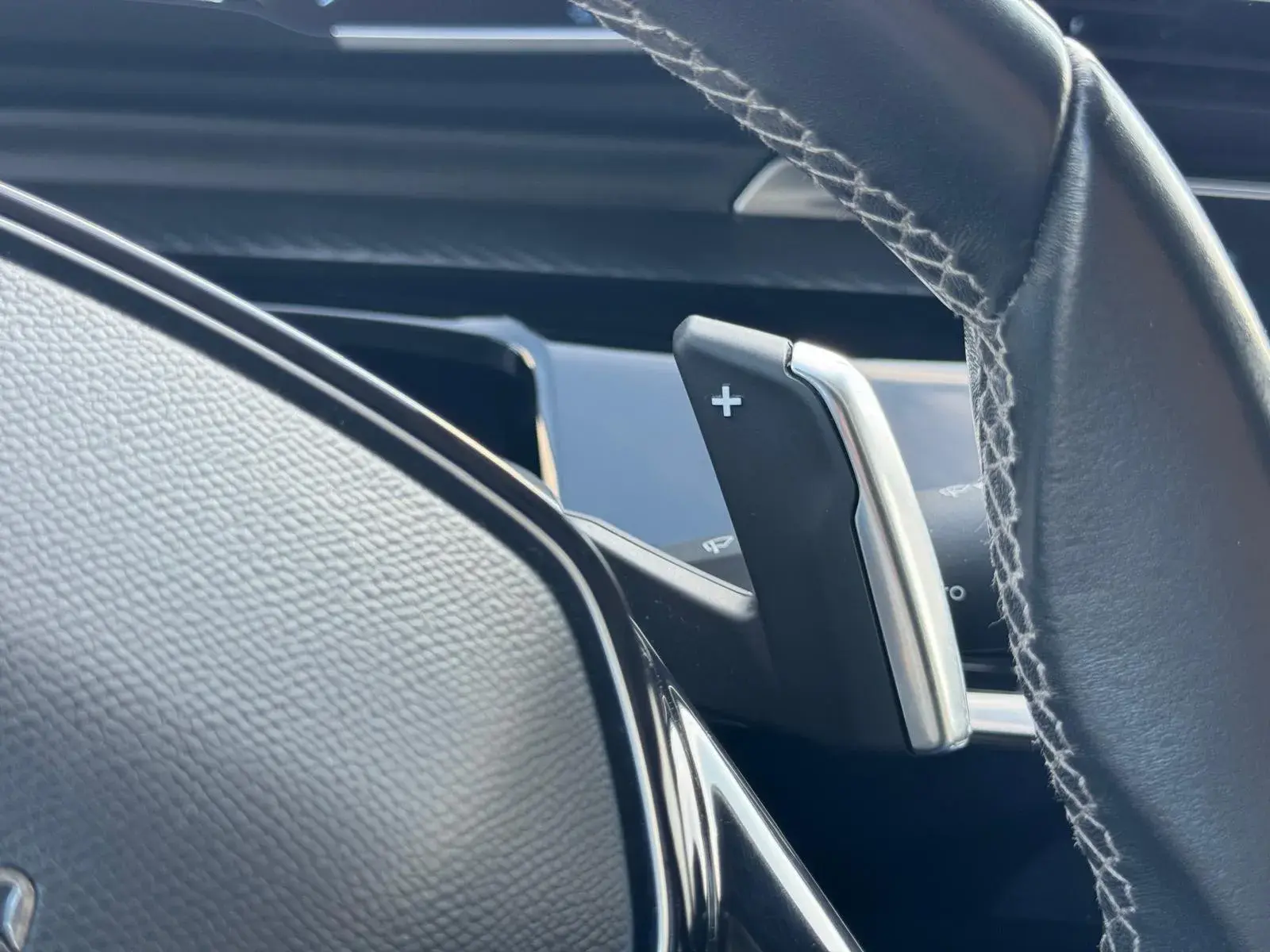 Peugeot 508 SW 1.6 Hybrid Allure e-EAT8 23