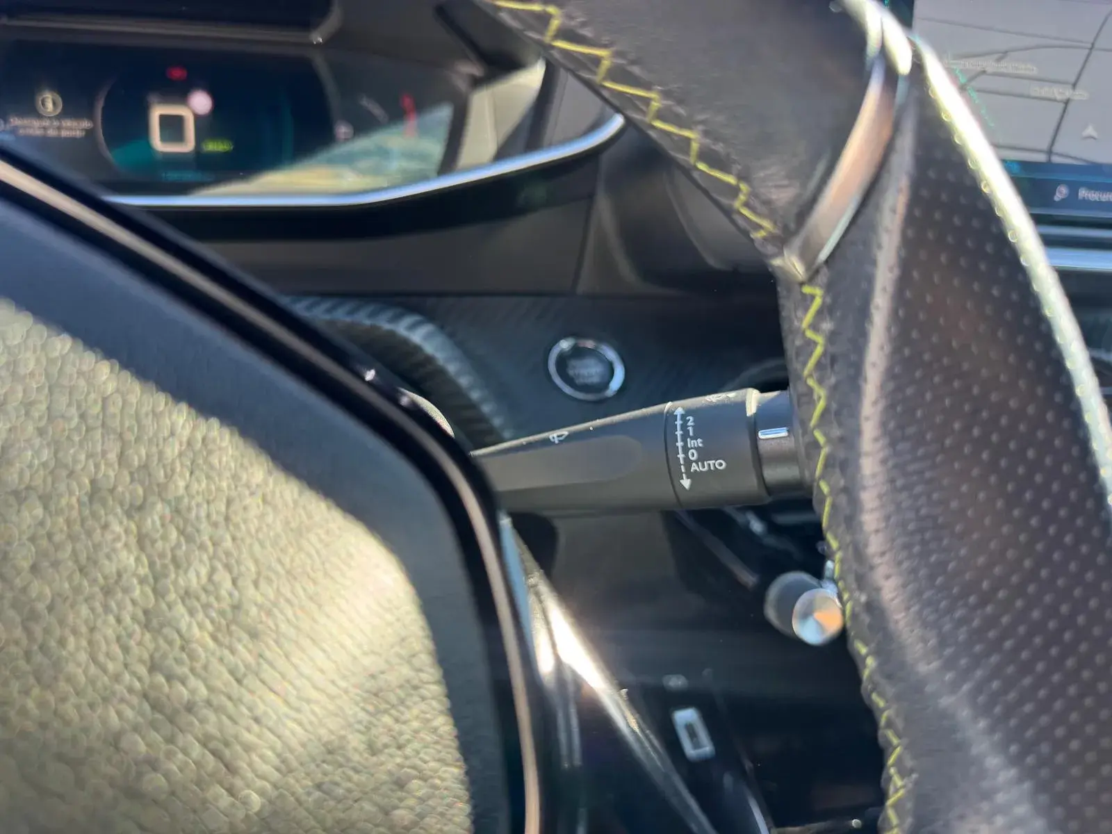 Peugeot e-208 50 kWh GT Pack 18