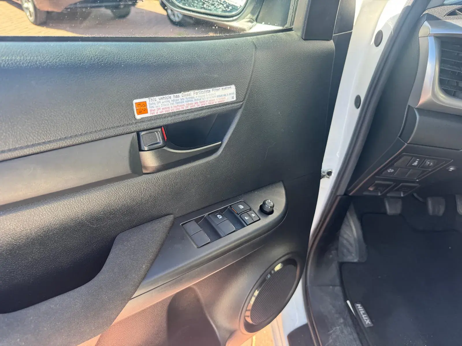 Toyota Hilux 2.4 D-4D 4WD CD CH 7