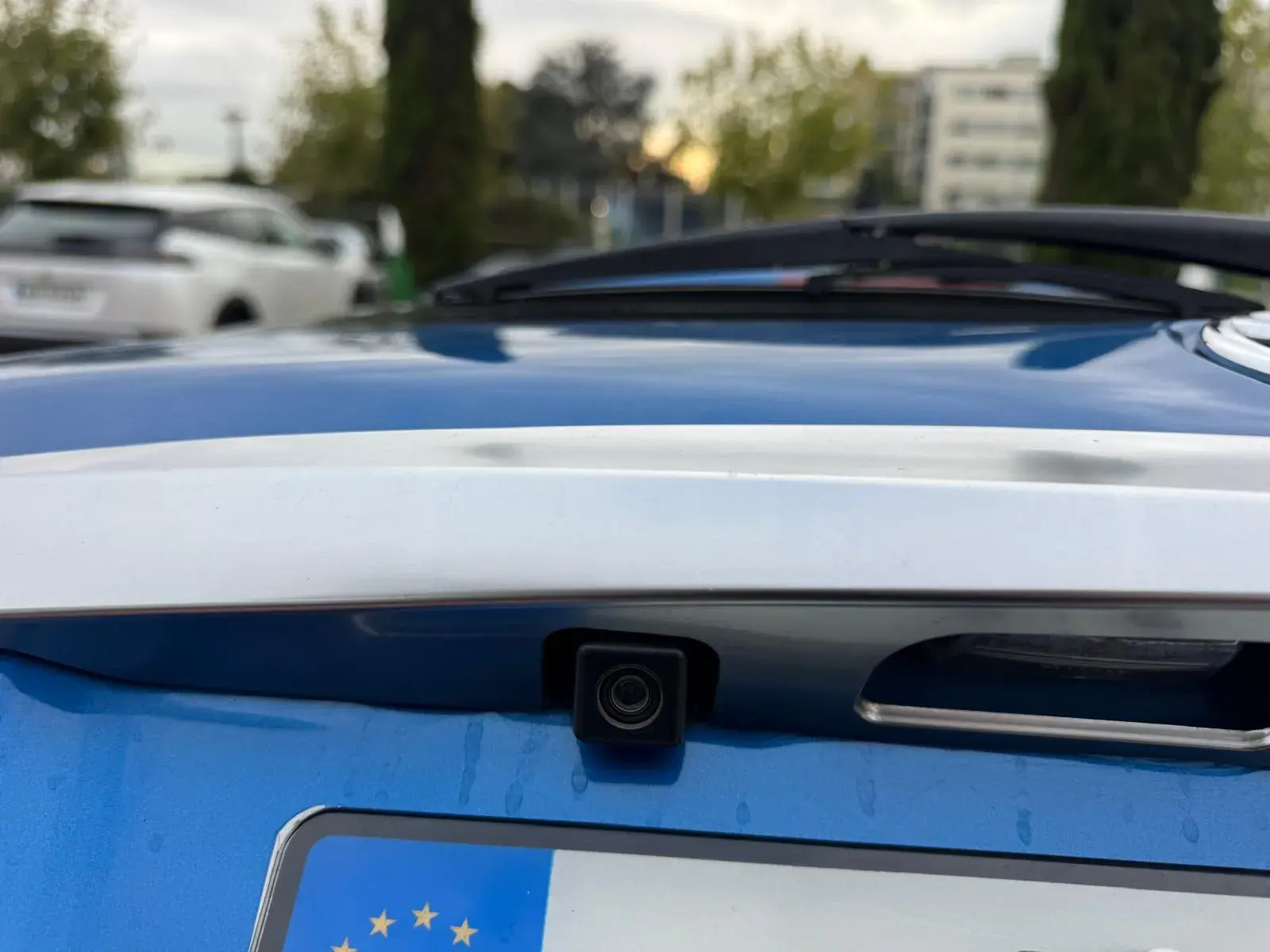 Toyota Yaris 1.5 HSD Comfort+Navi 17